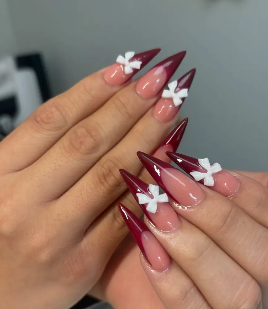 Diseño de uñas de Saaha Nails