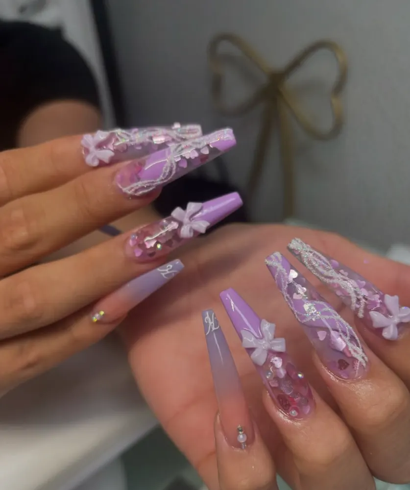 Nail set by Saaha Nails