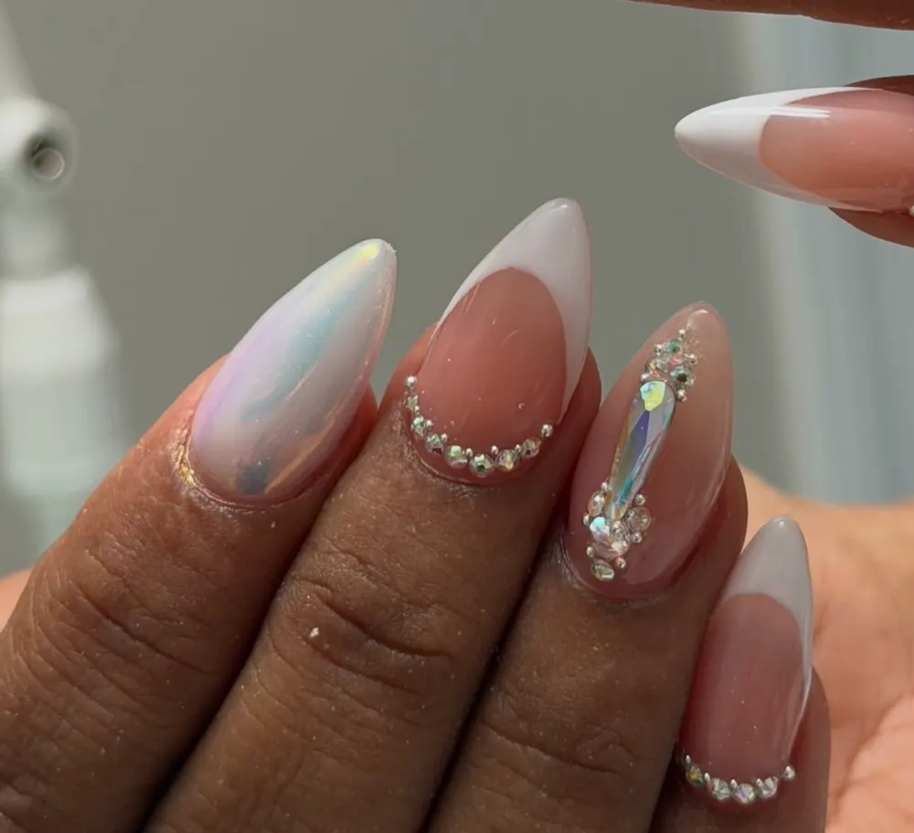 Nail set by Saaha Nails
